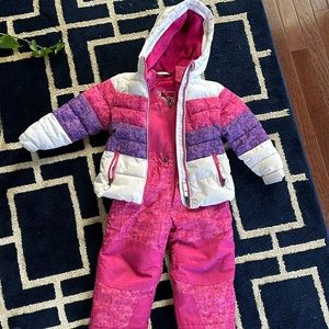 Girls ski snow set in size 3T